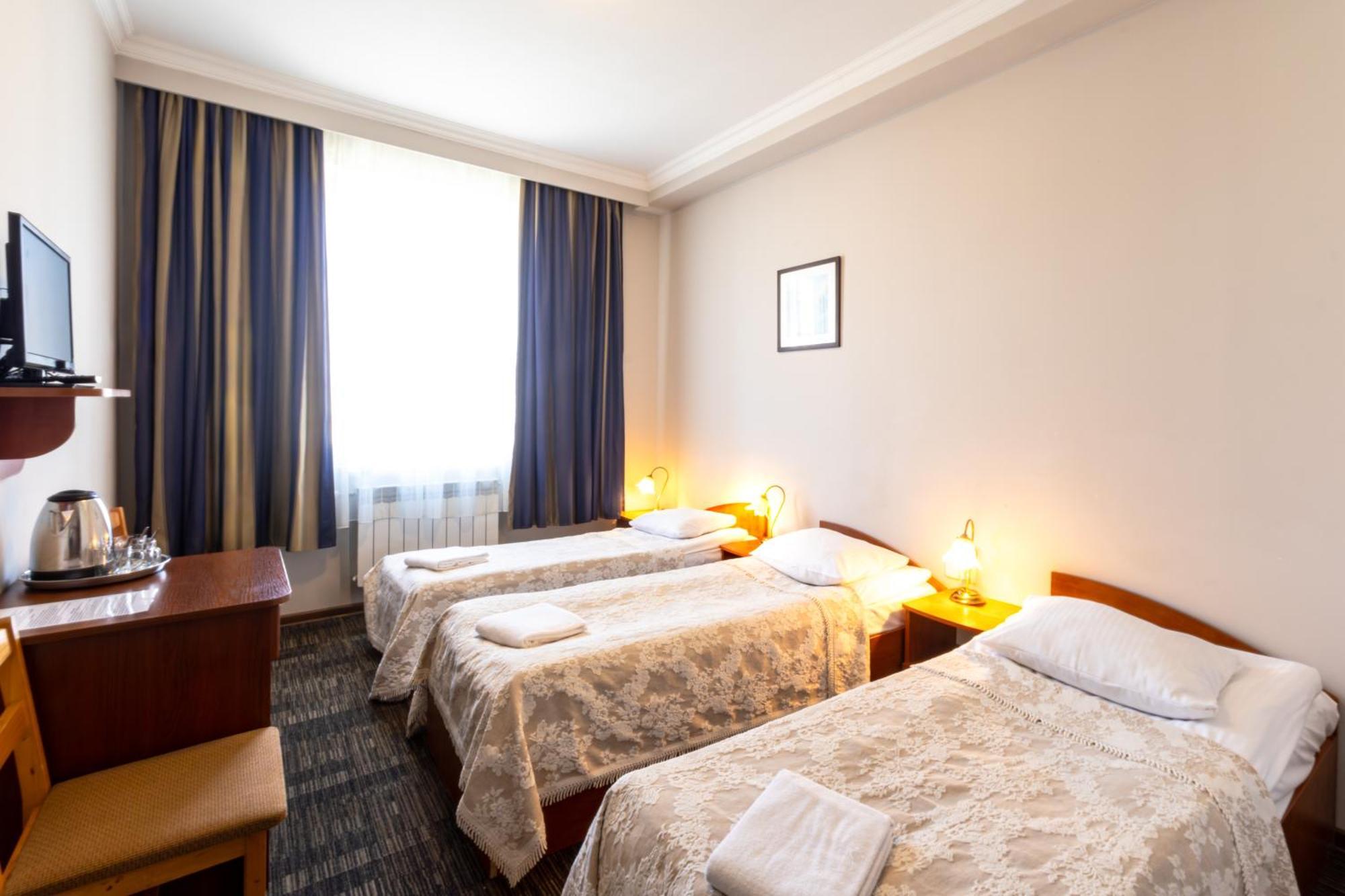 Noclegi Stadion Bed & Breakfast Warsaw Exterior photo