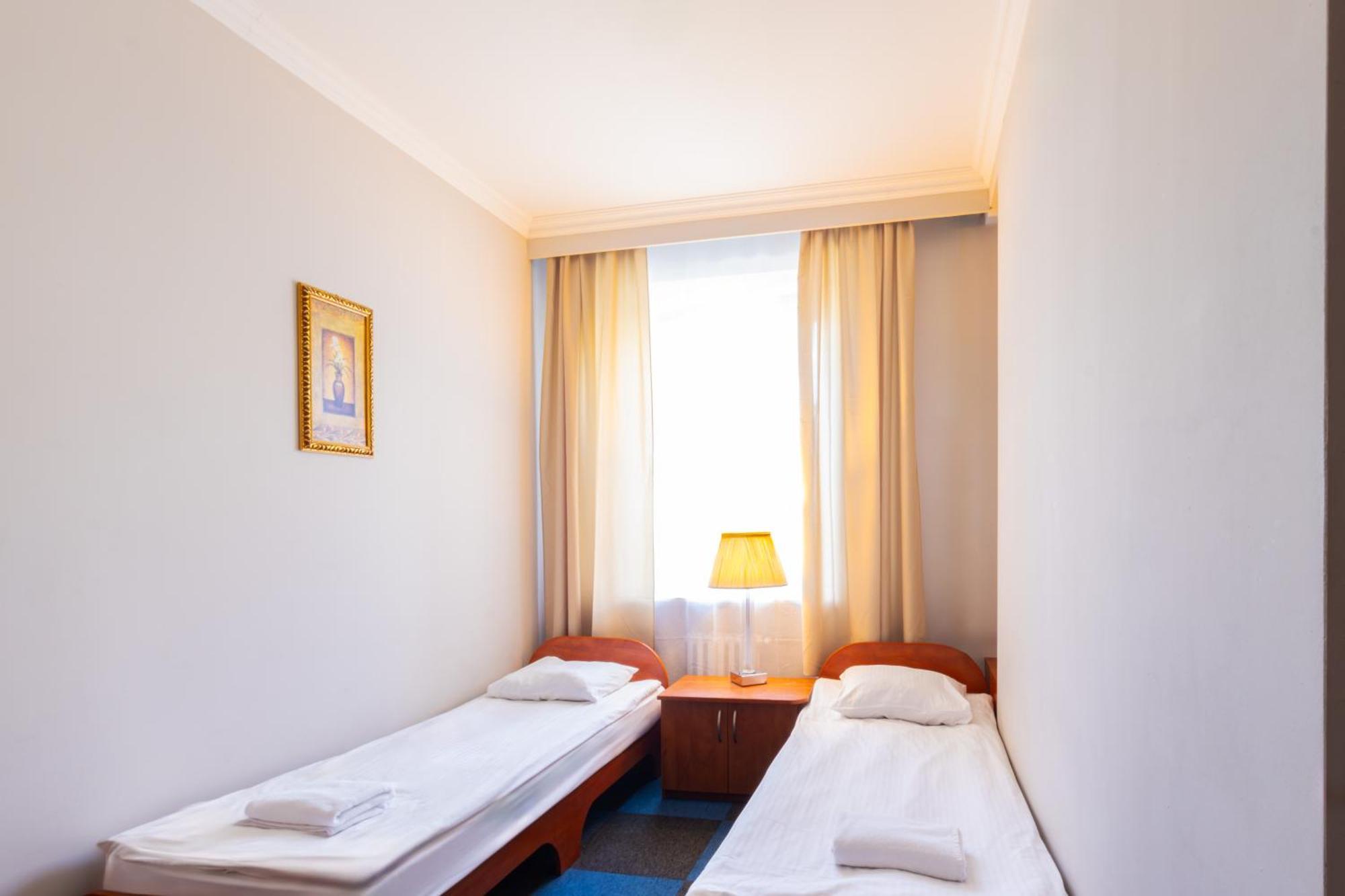 Noclegi Stadion Bed & Breakfast Warsaw Exterior photo