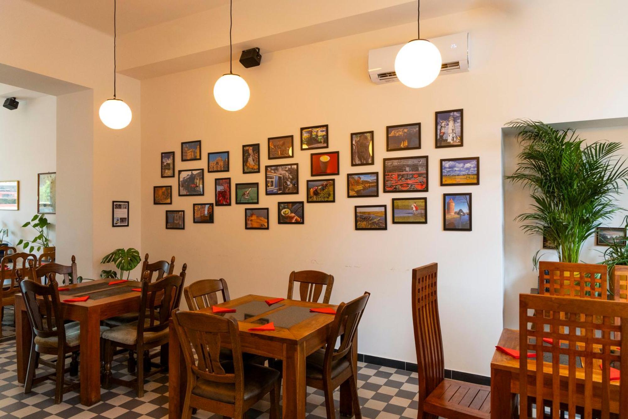Noclegi Stadion Bed & Breakfast Warsaw Exterior photo