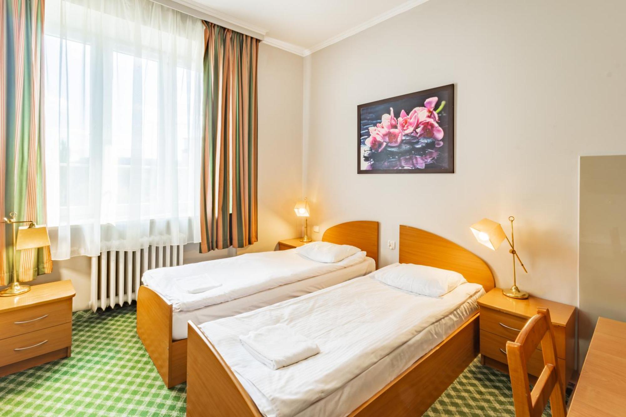 Noclegi Stadion Bed & Breakfast Warsaw Exterior photo